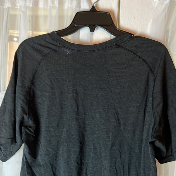 Lululemon Live In Practice Men’s Large - Picture 4 of 9